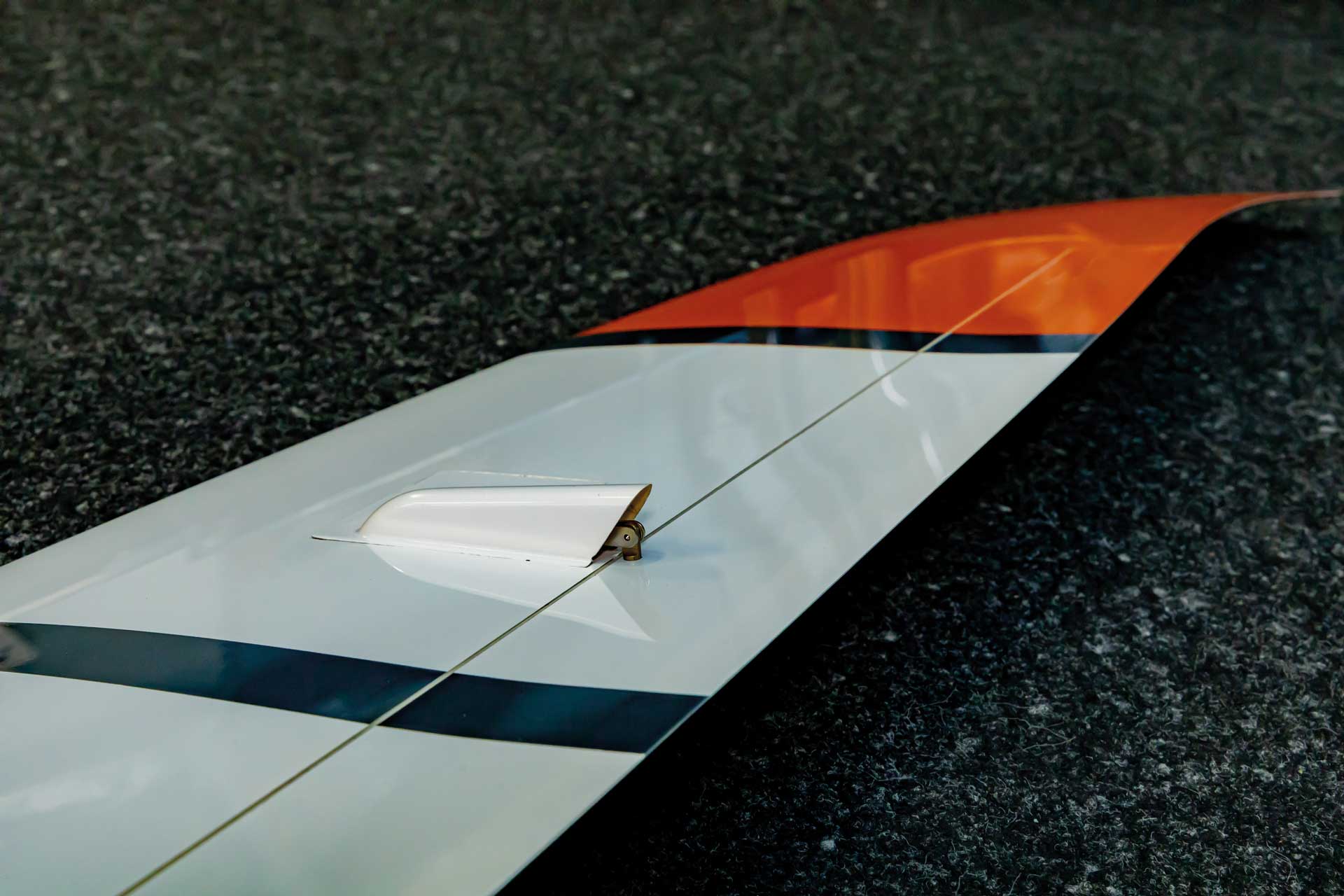 Robbe Modellsport EVOA 3.0 ARF VOLL-GFK "Segler" HOCHLEISTUNGSSEGLER MIT 4-KLAPPENFLÜGEL – Bild 9