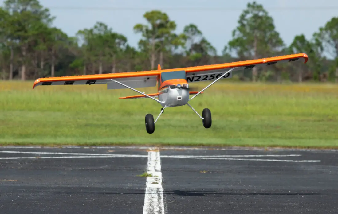 Flex Innovations CESSNA 170 60E PNP Nacht – Bild 2