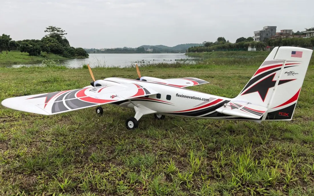 Flex Innovations Twin Otter 80E PNP Nacht – Bild 2