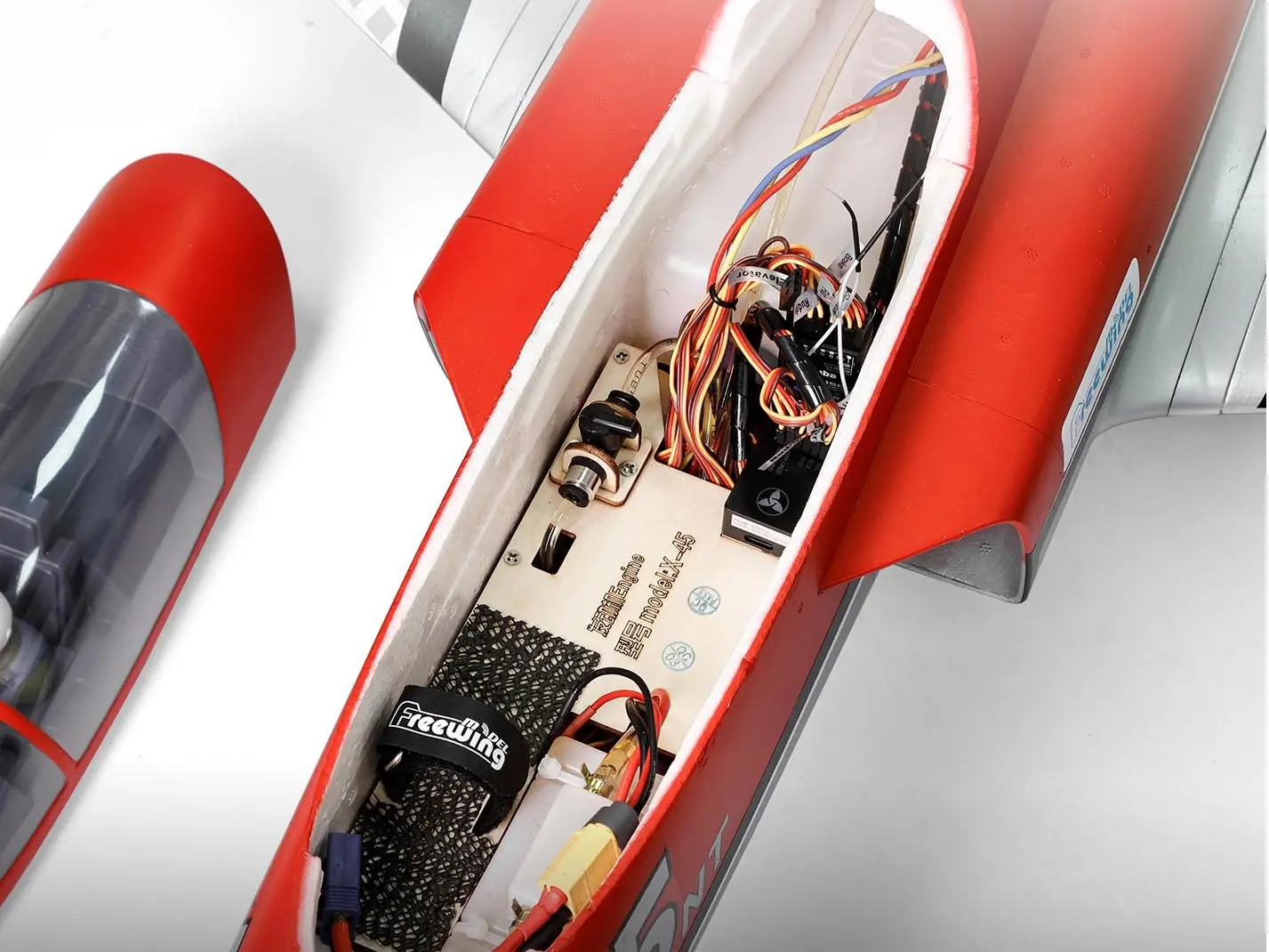 Freewing Zeus 45NT – Bild 4